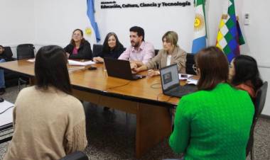 FINALIZÓ CURSO DE ENTORNOS ESCOLARES SALUDABLES SOBRE MANIPULACIÓN DE ALIMENTOS