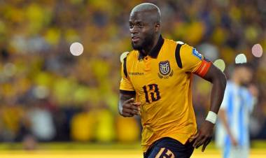 ENNER VALENCIA AMARGÓ A ARGENTINA DESDE LOS DOCE PASOS