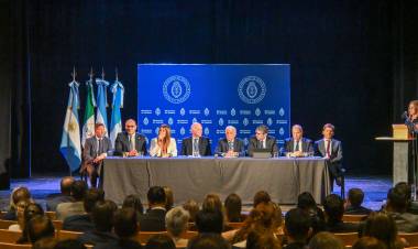 LA SENADORA SCHNEIDER ACOMPAÑÓ LA REUNIÓN DEL CONSEJO ASESOR POR LA REFORMA PROCESAL PENAL FEDERAL