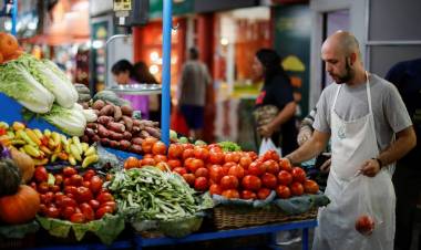 SUBEN LAS HORTALIZAS Y FRUTAS EN EL MERCADO CENTRAL Y PRESIONAN SOBRE EL IPC DE NOVIEMBRE