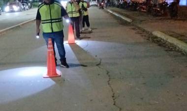 VILLA ÁNGELA: SE REALIZAN NUEVOS OPERATIVOS DE CONTROL SOBRE EL USO DEL CASCO Y LUCES REGLAMENTARIAS EN LA CIUDAD