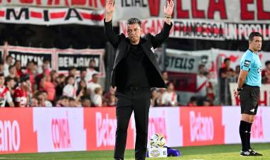 EL HINCHA DE RIVER ENCONTRÓ UN CLARO CULPABLE EN LA SALIDA DE GALLARDO Y SE LO HIZO SABER