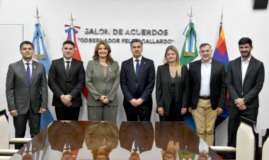 ZDERO RECIBIÓ A LA EMBAJADORA DE PARAGUAY Y SE AVANZA EN UNA AGENDA ESTRATÉGICA DE INTEGRACIÓN