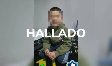 EL NIÑO DE 5 AÑOS FUE HALLADO E INVESTIGAN UNA SUPUESTA RETENCIÓN POR PARTE DE SU PADRE