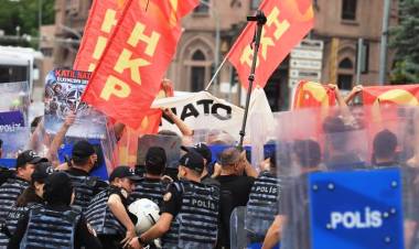COMIENZA EN ANKARA LA CUMBRE DE LA OTAN EN MEDIO DE PROTESTAS