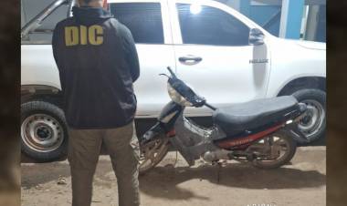 VILLA ÁNGELA: INVESTIGACIONES RECUPERÓ UNA MOTOCICLETA SUSTRAÍDA 