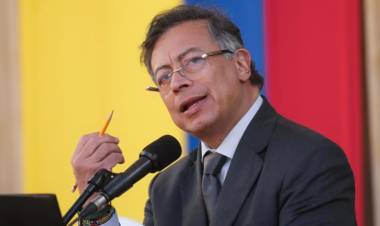 PETRO DIJO QUE ARGENTINA Y COLOMBIA PERDIERON EL MUNDIAL “POR CODICIA Y FALTA DE HUMILDAD“