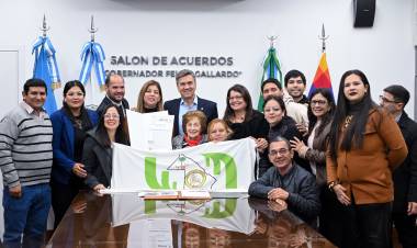 TRAS AÑOS DE ESPERA, LA ASOCIACIÓN DE SORDOS DEL CHACO YA TIENE SU TÍTULO DE PROPIEDAD