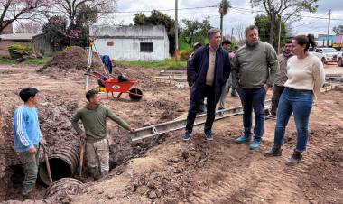 MARGARITA BELÉN: EL GOBIERNO PROVINCIAL AVANZA CON LAS OBRAS DE PAVIMENTACIÓN Y DESAGÜES EN LA LOCALIDAD