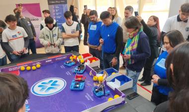 COPA ROBÓTICA 2026: DOS EQUIPOS CHAQUEÑOS REPRESENTARÁN A LA PROVINCIA EN LA FINAL NACIONAL
