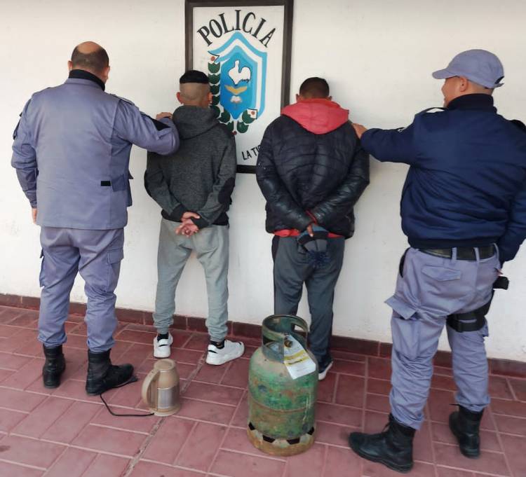 LA TIGRA: FUE PRESO POR ROBAR UN TUBO DE GAS Y UNA PAVA ELÉCTRICA 
