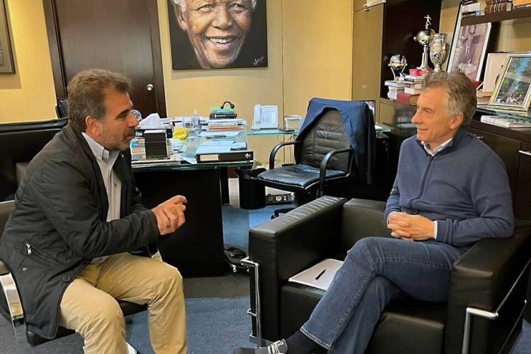 MACRI CLAUSURA LA AYUDA GRATIS PARA LOS LIBERTARIOS