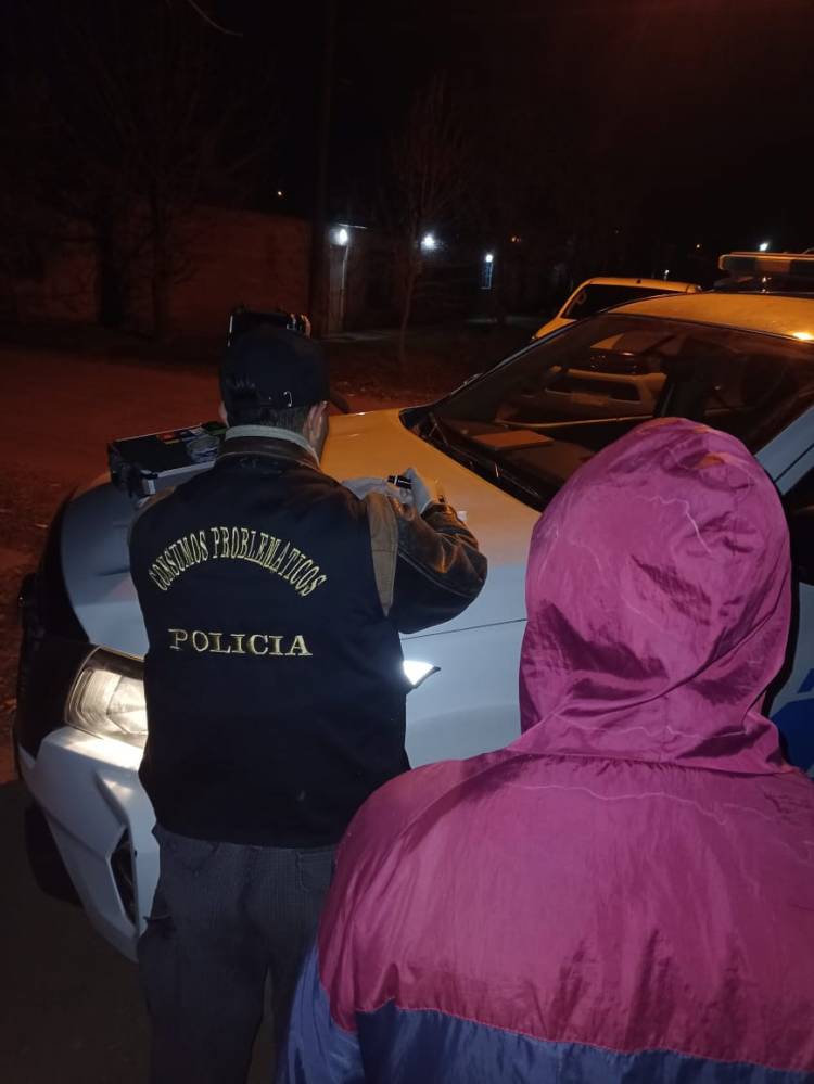 DEALERS DEMORADOS CON COCAÍNA Y MÁS DE 40 MIL PESOS