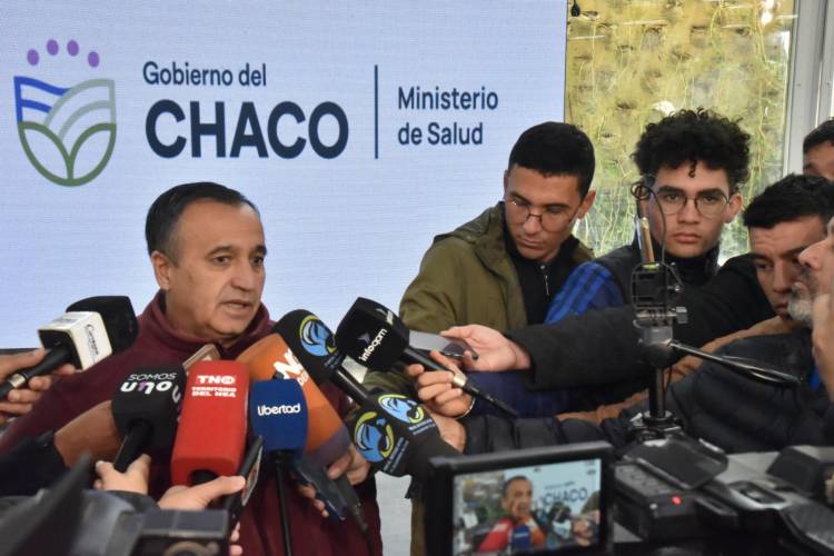CHACO ANUNCIÓ LA VACUNACIÓN CONTRA EL DENGUE PARA PERSONAS DE 15 A 19 AÑOS EN DEPARTAMENTOS DE ALTA INCIDENCIA