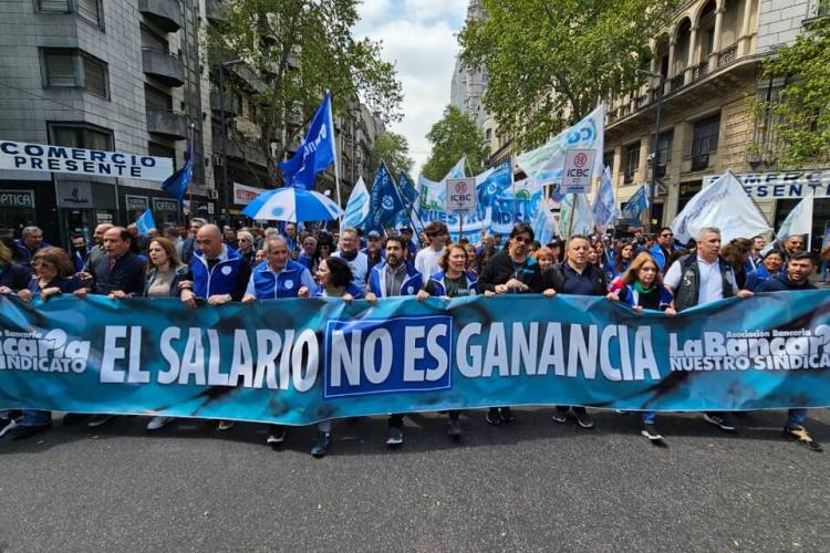 LA RESTITUCIÓN DE GANANCIAS ACUMULA DENUNCIAS EN LOS TRIBUNALES