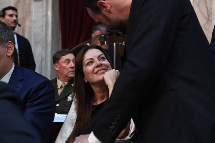 LA JUSTICIA LE DIO 48 HORAS A SANDRA PETTOVELLO PARA QUE RESTITUYA LA ENTREGA DE ALIMENTOS