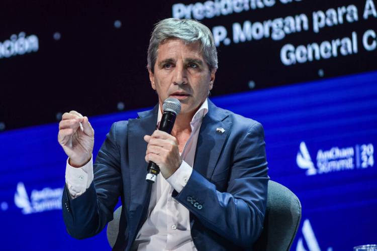 EL PLAN CAPUTO DE "SECAR LA PLAZA (Y LOS BOLSILLOS) DE PESOS" YA ES UNA REALIDAD