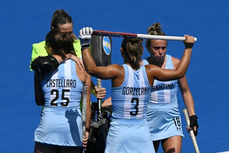LAS LEONAS NO TUVIERON CHANCES Y CAYERON 3-0 ANTE PAÍSES BAJOS