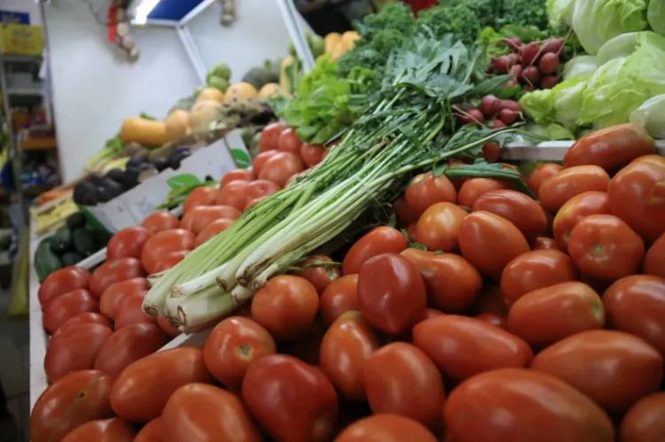EN JULIO LOS PRECIOS DE LOS ALIMENTOS SE TRIPLICARON DESDE EL ORIGEN A LAS GÓNDOLAS