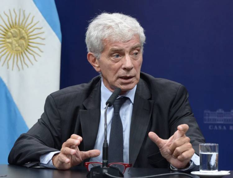 CÚNEO LIBARONA, INDIGNADO POR CÓMO FUNCIONABA EL MINISTERIO DE LAS MUJERES: "DE MIL EMPLEADOS, TRABAJABAN 70"