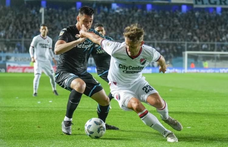 RACING NO QUIERE PERDERLE PISADA A LOS DE ARRIBA Y VISITA A NEWELL´S