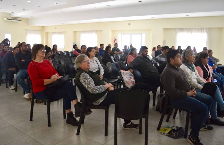 VILLA ÁNGELA: MÁS DE 30 EMPRENDEDORES PARTICIPARON EN LA SEGUNDA EDICIÓN DE LA EXPO POTENCIAR