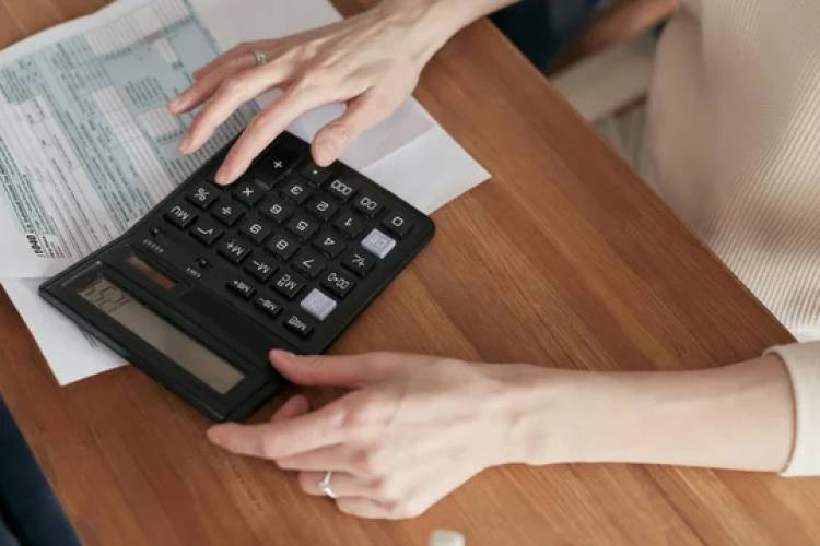¿TENGO QUE INSCRIBIRME AL RASE SI COBRO JUBILACIÓN, AUH, PNC O PUAM?