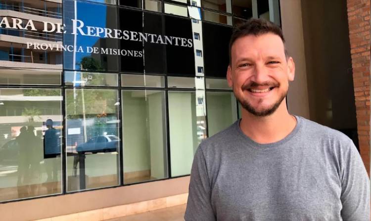 KICZKA PODRÍA SER DESTITUIDO DE LA LEGISLATURA DE MISIONES