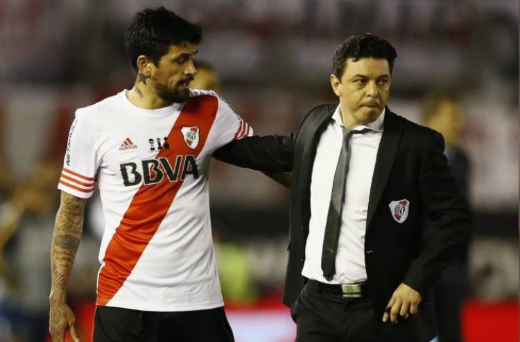 LUCHO GONZÁLEZ HABLÓ DE SU RELACIÓN CON GALLARDO COMO JUGADOR Y ENTRENADOR: "ME AYUDÓ MUCHO"