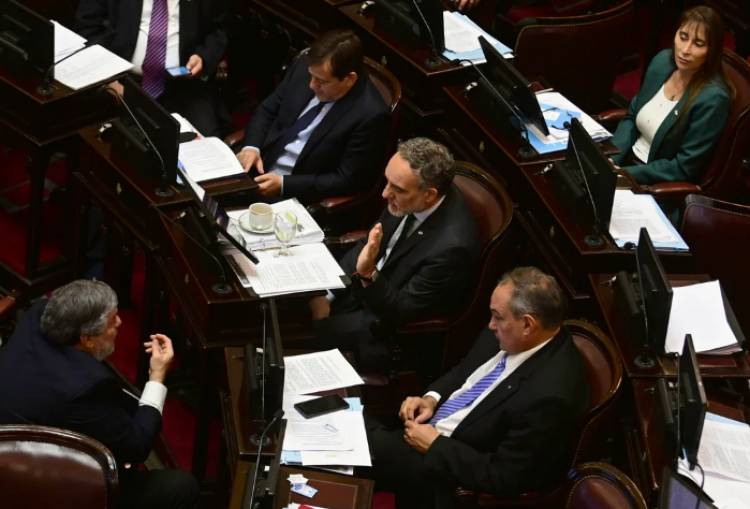POR PRIMERA VEZ, AMBAS CÁMARAS DEL CONGRESO RECHAZARON UN DNU: LOS DETALLES DEL DECRETO DE LA SIDE