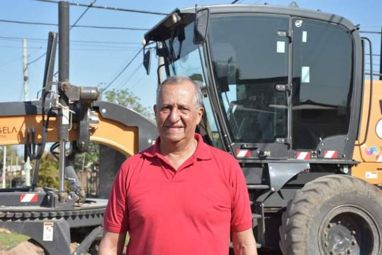 EL INTENDENTE ADALBERTO PAPP DESTACA LOS TRABAJOS DE MEJORAS SOBRE CALLE MONZON