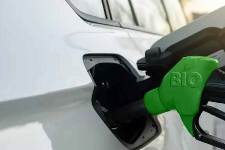 COMBUSTIBLES CON AUMENTO