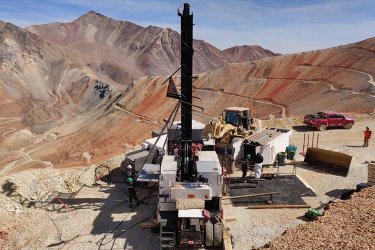 LA MINERÍA NO TERMINA DE ARRANCAR