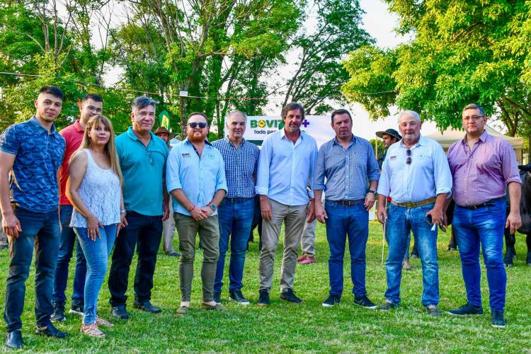 GRAL. SAN MARTÍN: EL GOBIERNO PROVINCIAL ACOMPAÑÓ LA 3° EXPO PRIMAVERA BRANGUS 2024