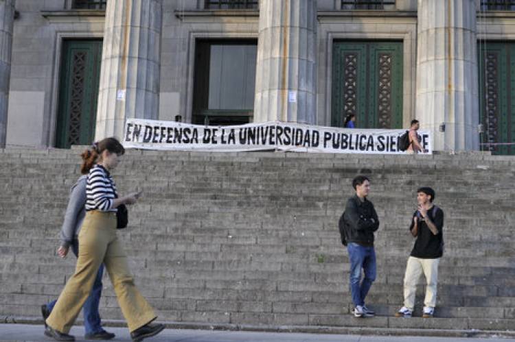 LA JUSTICIA LE PIDE EXPLICACIONES A MILEI POR LAS AUDITORÍAS DE LA SIGEN EN LA UBA