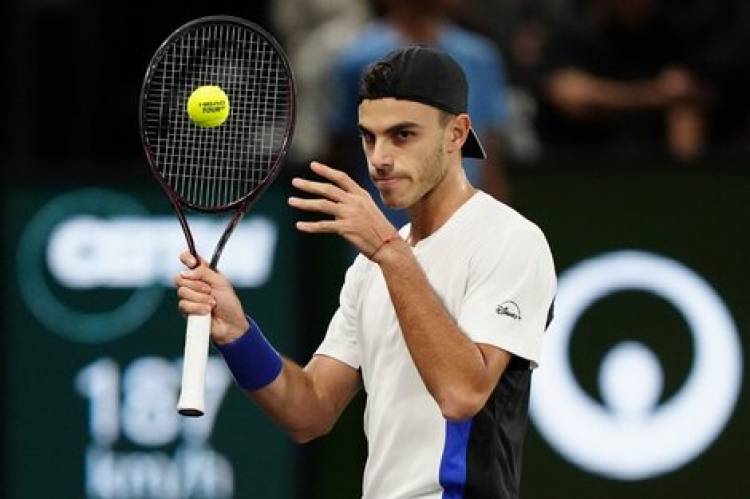 CERÚNDOLO DIO LA SORPRESA EN EL MASTERS 1000 DE PARÍS