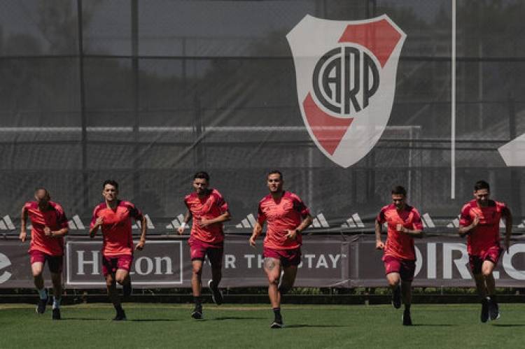 LIGA PROFESIONAL: RIVER RECIBIRÁ A BANFIELD PARA BARAJAR Y DAR DE NUEVO