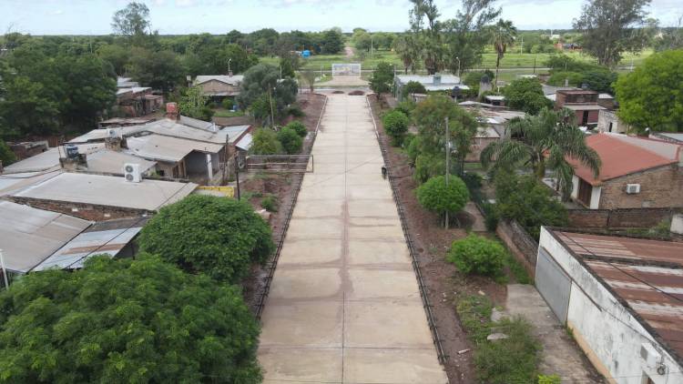 VIALIDAD PROVINCIAL CONTINÚA CON LA PAVIMENTACIÓN DE CALLES EN EL INTERIOR DE LA PROVINCIA