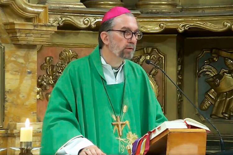 GUSTAVO CARRARA, CON EL OBJETIVO DE DESARROLLAR UNA PASTORAL DE CAMBIO Y APERTURA