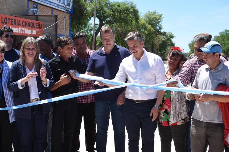 COLONIA ABORIGEN: EL GOBERNADOR ZDERO INAUGURÓ PAVIMENTO URBANO “QUEREMOS MEJORAR LA CALIDAD DE VIDA DE LA GENTE” MANIFESTÓ