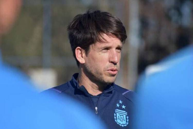DIEGO PLACENTE ES EL SUCESOR DE MACHERANO EN LA SELECCIÓN SUB 20