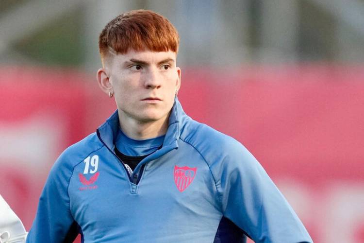 VALENTÍN BARCO NEGÓ SU SALIDA DEL SEVILLA DE ESPAÑA