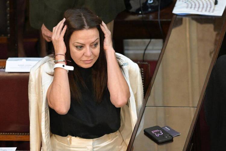 LAS ORGANIZACIONES SOCIALES LE GANARON A PETTOVELLO LA PULSEADA POR LA ENTREGA DE ALIMENTOS 