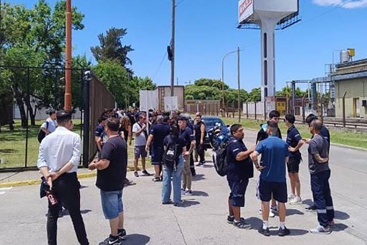 UNA MÁS Y VAN... DEL PLAN ANTIEMPLEO DE MILEI