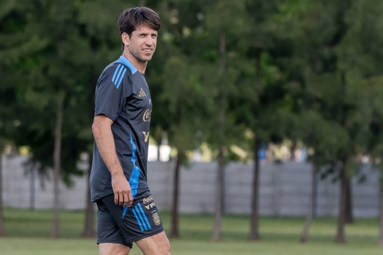 SUDAMERICANO SUB-20: DIEGO PLACENTE PRESENTÓ LA LISTA DE CONVOCADOS 