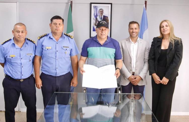 EL GOBIERNO PROVINCIAL ANUNCIÓ LA REFACCIÓN INTEGRAL DE LA COMISARÍA PRIMERA DE JUAN J. CASTELLI