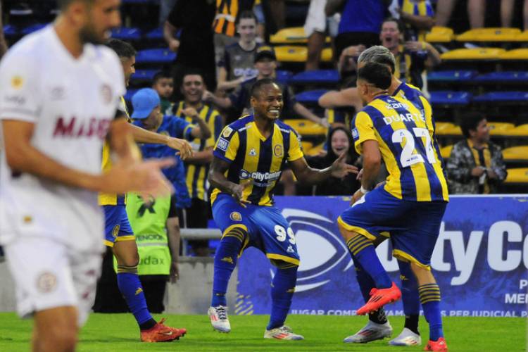 LIGA PROFESIONAL: CENTRAL SUPERÓ A LANÚS Y ES UNO DE LOS LÍDERES