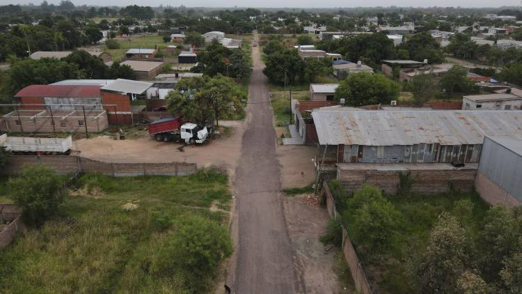 EL GOBIERNO PROVINCIAL FINALIZÓ EL ENRIPIADO EN MÁS DE 160 CUADRAS DE RESISTENCIA Y FONTANA