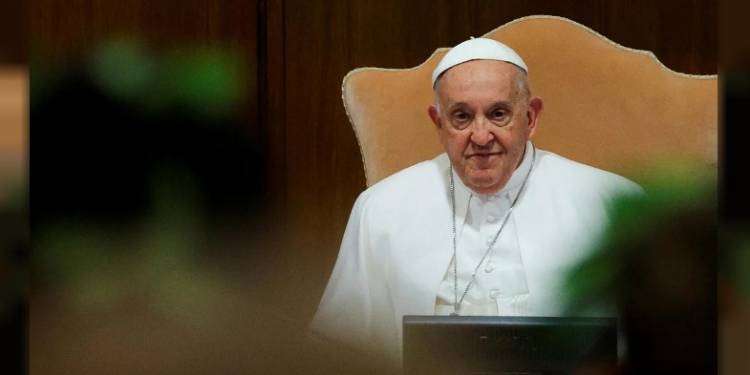EL PAPA FRANCISCO SE RECUPERÓ DE LA CRISIS DE AYER Y PASÓ "UNA NOCHE TRANQUILA"
