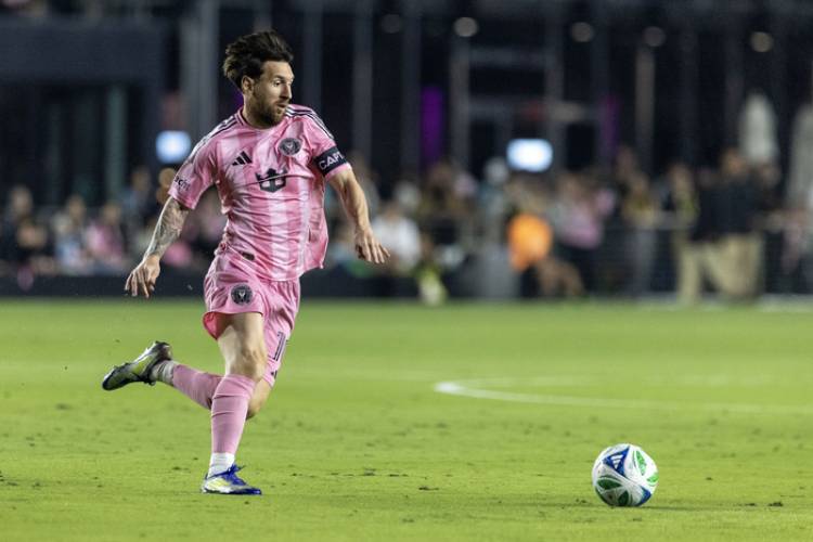 COMO MESSI NO JUEGA, SU RIVAL REGALA ENTRADAS